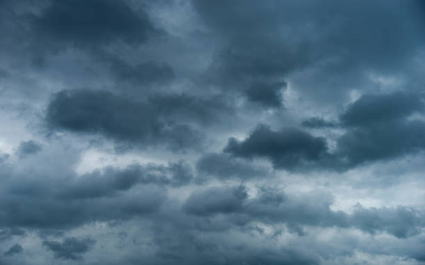 嵐の雲とドラマチックな空 - cumulus cloud cloud sky only cumulonimbus ストックフォトと画像