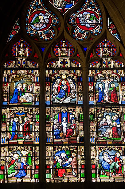 istock Vitré (Brittany, France): Gothic church interior: stained glass window 121973976