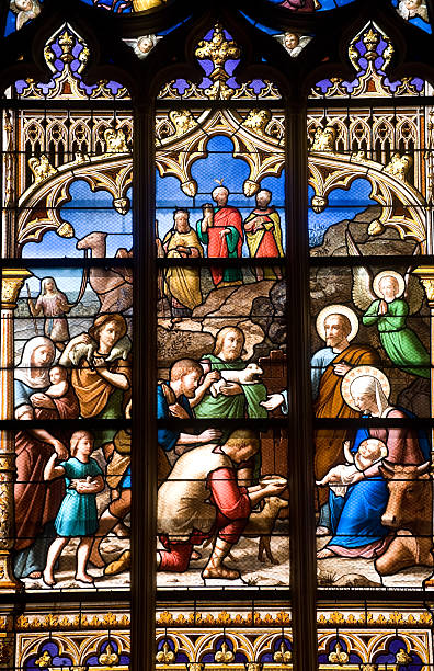 istock Vitré (Brittany, France): Gothic church interior: stained glass window 121974011