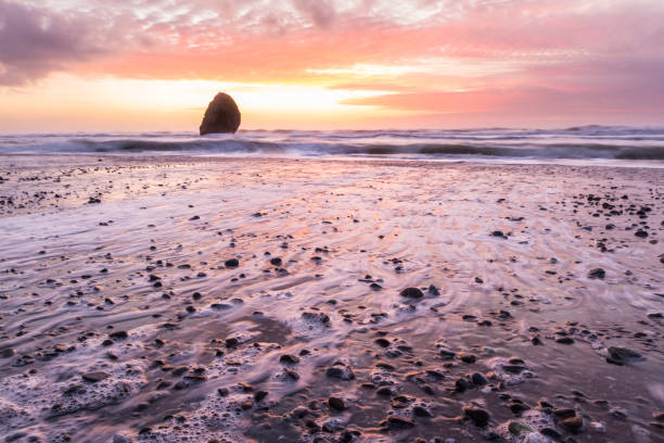 istock Sunset in Gold Beach, Oregon 1219742420