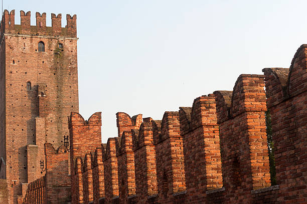 istock Verona (Veneto, Italy), bridge called Ponte Scaligero, medieval building 121975106