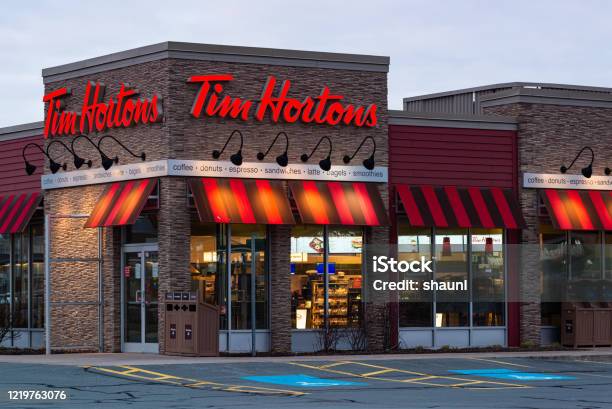 Tim hortons cafe hi-res stock photography and images - Alamy