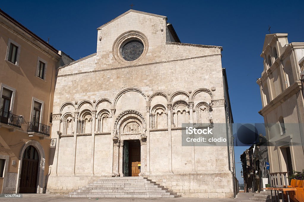 Termoli (Campobasso, Molise, Itália)-Catedral fachada - Foto de stock de Campobasso royalty-free