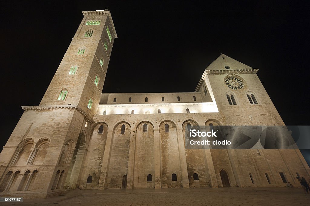 Trani (Região de Puglia, Itália)-Medieval Catedral à noite - Royalty-free Anoitecer Foto de stock