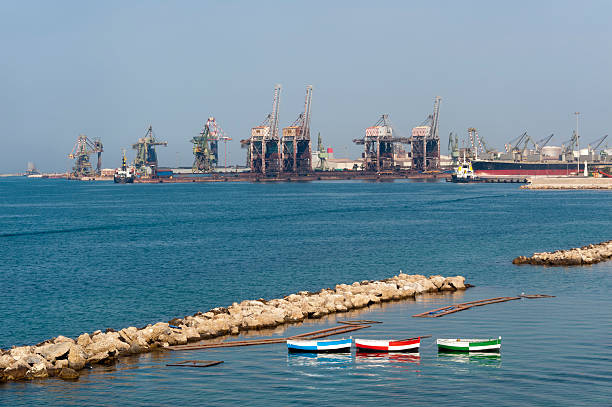 Taranto (Puglia, Italy) - Harbor and three boats