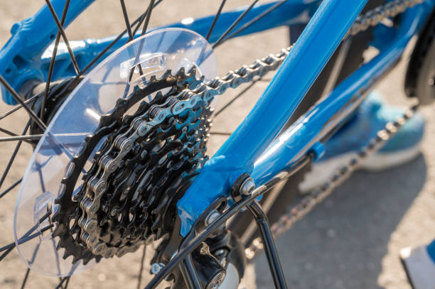 自転車のギアシフトの各種ギアまたはピニオンの詳細な記録 - bicycle gear 写真 ストックフォトと画像