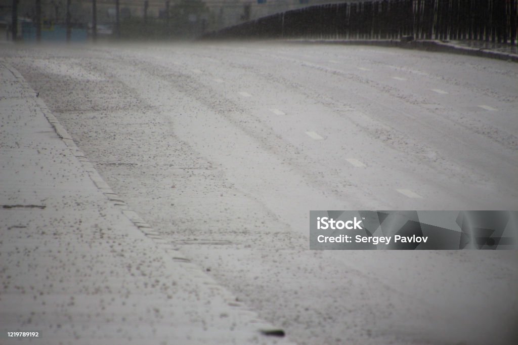 Road Heavy Raining Paved City Road Under Heavy Rain Stock Photo - Download Image Now ...