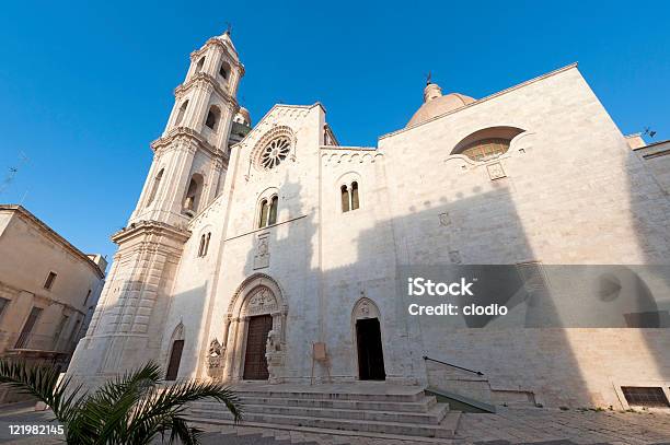 Bitetto Bari Old Cathedral W Romański Styl - zdjęcia stockowe i więcej obrazów Architektura