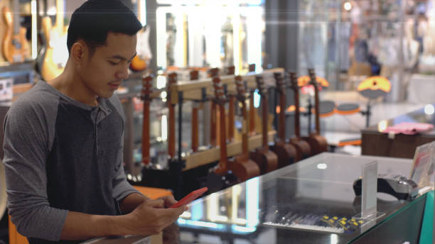 istock Asian Muslim Man Using Contactless Payment 1219851010