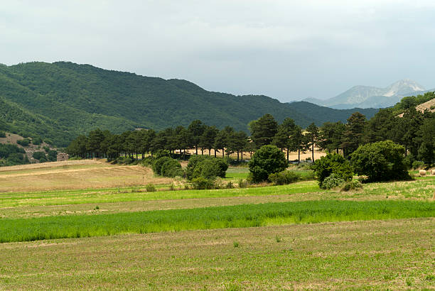 istock Sella di Corno, landscape between Abruzzi and Lazio (Italy) 121986160
