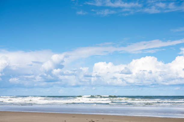 Germany, Juist, landscape and waves at Juister Reef.