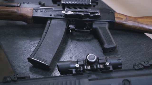 Kalashnikov gun details