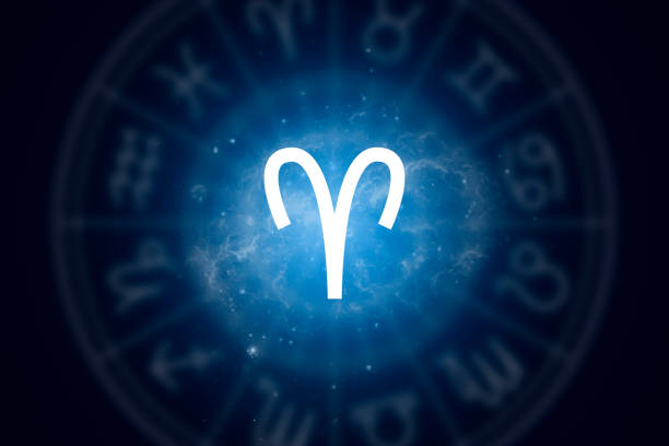 baran znak zodiaku na tle gwiaździstego nieba. ilustracja dla horoskopu - baran zdjęcia i obrazy z banku zdjęć