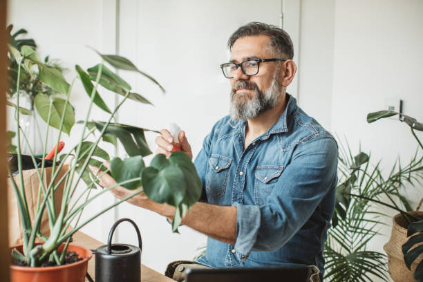istock Gardening vlogging during isolation period 1219919096