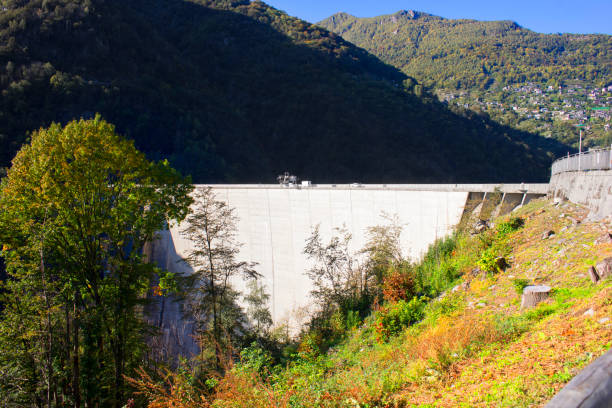 Dam “Verzaska” - hydroelectric power station Dam “Verzaska” - hydroelectric power station on Lake Vogorno in Switzerland, where the famous film about agent 007 James Bond was shot. You can repeat his famous jump vogorno stock pictures, royalty-free photos & images