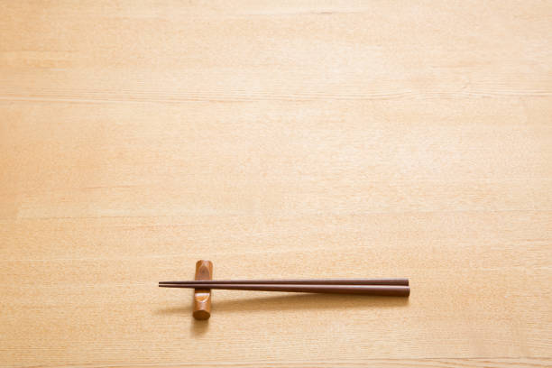 image de nourriture japonaise - chopsticks rest photos et images de collection