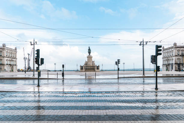 Downtown Lisbon, Praça do Comércio, in quarantine during the state of emergency due to covid-19 (corona virus) pandemic. April 2020.
