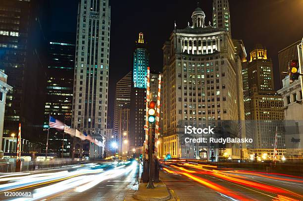 Foto de Michigan Avenue Em Chicago e mais fotos de stock de Chicago - Illinois - Chicago - Illinois, Exterior de Prédio, Michigan Avenue - Chicago