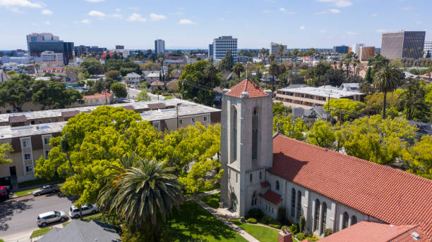 istock Santa Ana, California 1220040305