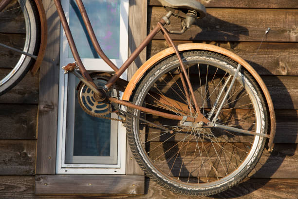 istock Vintage bike on Tiny Home 1220045556