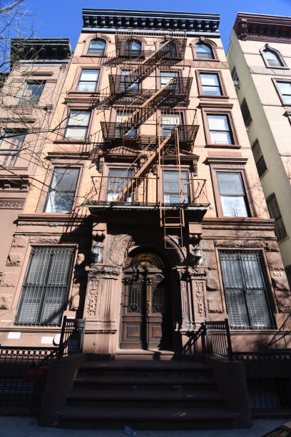 istock Harlem street view, NYC 1220199597