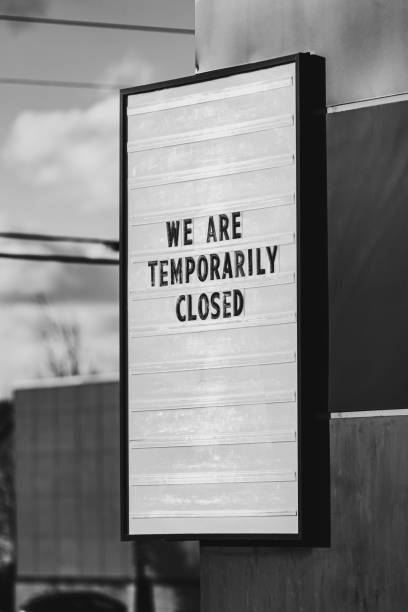 istock Store Temporarily Closed 1220223779