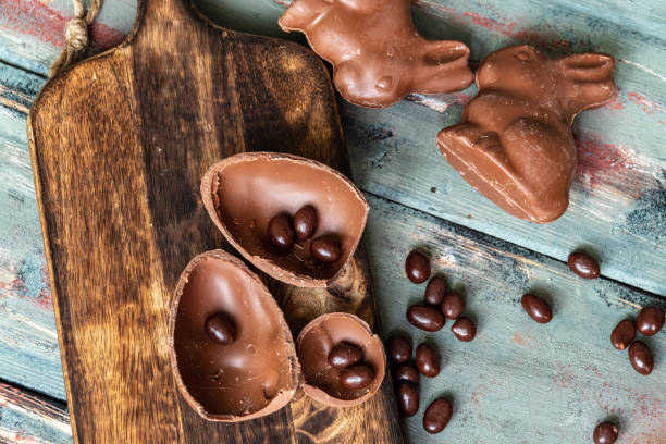 istock exquisite pure chocolate in pieces and in powder 1220238167