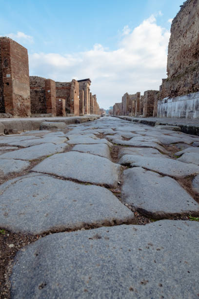 istock Street in Pompei Archeological Site 1220297182
