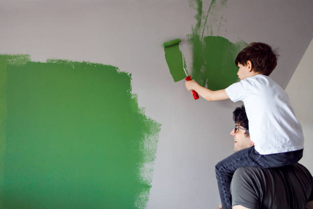 peintres de mur - home improvement home interior painting family photos et images de collection