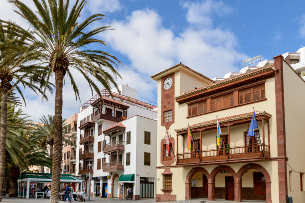 Nice Main Facade of the Colonial Town Hall Building in San Sebastian De La Gomera Nice Main Facade of the Colonial Town Hall Building in San Sebastian De La Gomera. April 15, 2019. La Gomera, Santa Cruz de Tenerife Spain Africa. agulo stock pictures, royalty-free photos & images