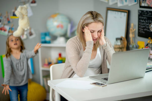 istock Mother works from home 1220361884