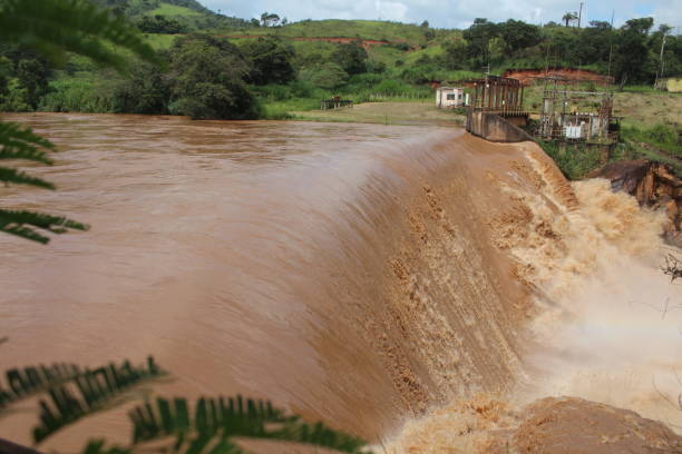istock Flood in the Salto do Paraopeba UHE 1220364554