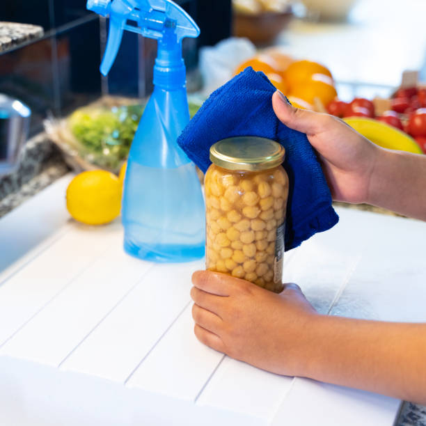 istock Disinfecting food to avoid coronavirus 1220390098