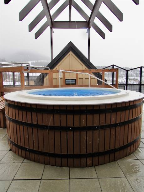 istock Round rooftop hot tub 1220391905