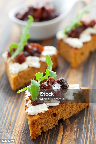 Foto de Abóbora E Chutney De Tomate e mais fotos de stock de Alimentação Saudável - Alimentação Saudável, Antepasto, Bruschetta