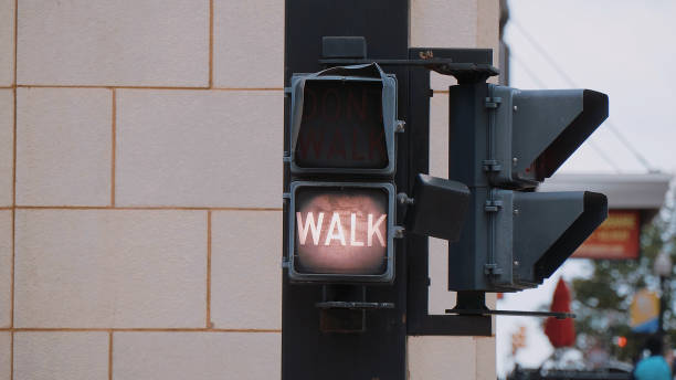istock Walk - Dont Walk old traffic lights in Tulsa Downtown 1220424672