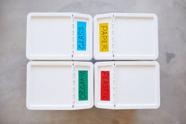 White Sorting Containers 930+ White Plastic Storage Bins Stock Photos, Pictures & Royalty-Free ...