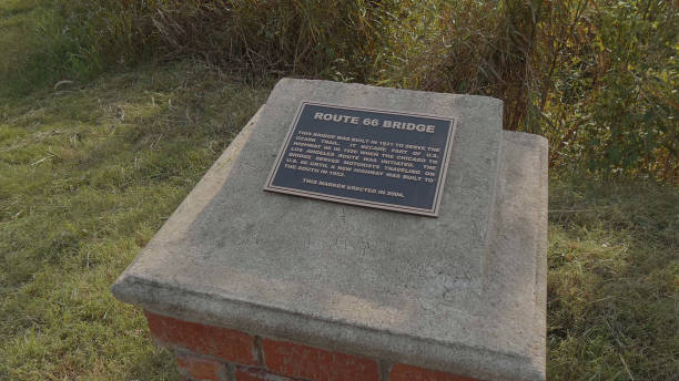 Original Rout 66 Bridge from 1921 in Oklahoma Original Rout 66 Bridge from 1921 in Oklahoma - USA 2017 tulsa landmark stock pictures, royalty-free photos & images