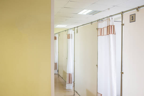 istock Cabin treatment room for electrotherapy. 1220538019