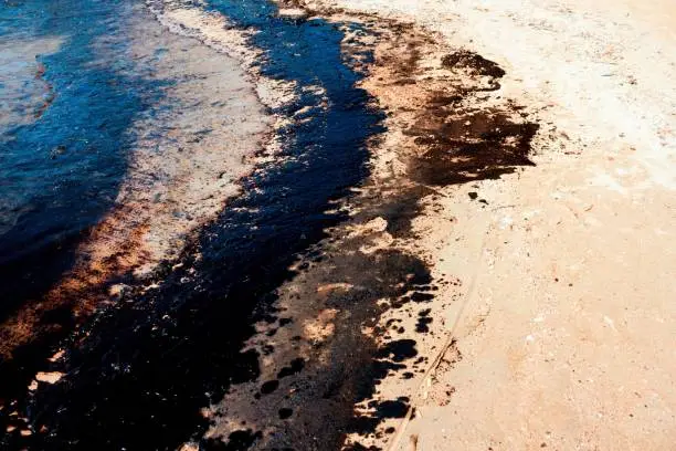 Photo of Greek oil spill spreads to Athens Riviera