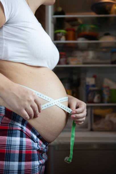 istock Pregnant woman 1220567172