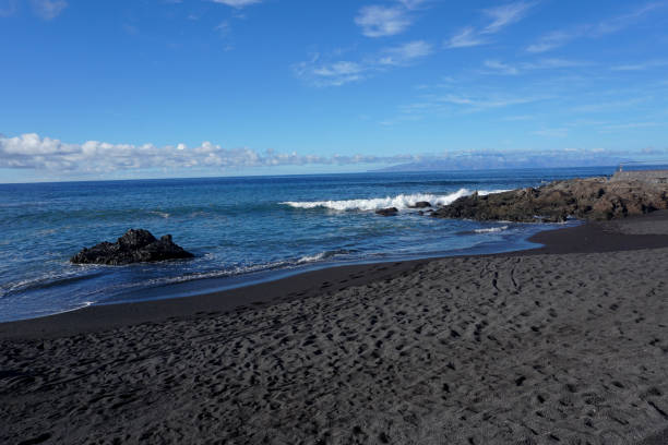 istock Scenic view of sea 1220619156