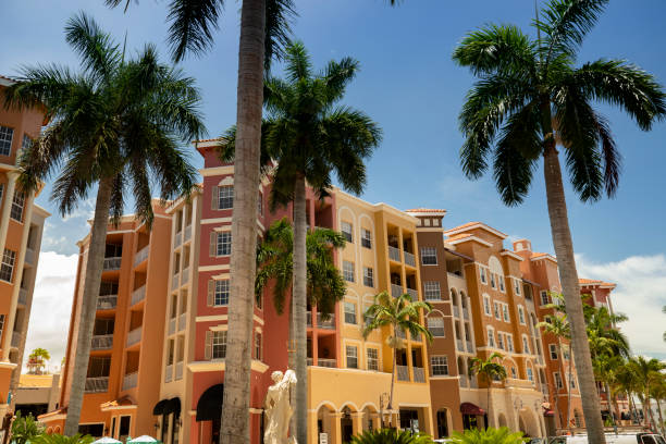 istock Apartment complex and shopping in Naples Florida USA 1220624546