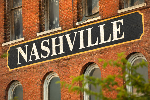 nashville tennessee signo de la ciudad de ee.uu. - nashville tennessee downtown district city fotografías e imágenes de stock