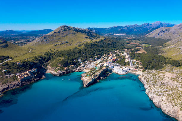 istock Serra de Tramuntana, Cala San Vicente 1220649825