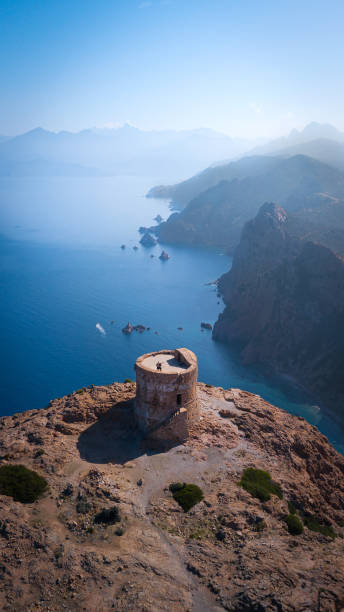 Red Cape, the tower on the Cliff