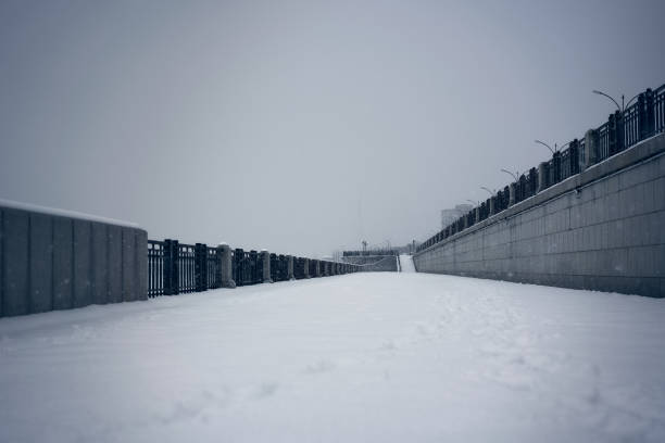 istock Riverside in Blagoveshchensk in a blizzard 1220701223