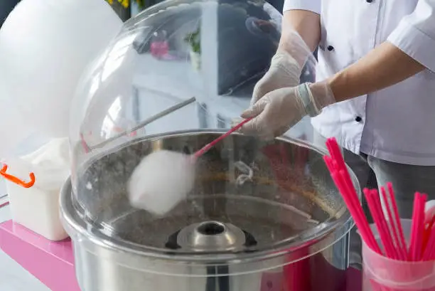 Machine for making cotton candy. cotton candy,manufacturing