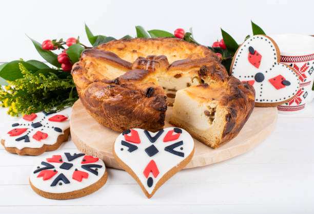 istock Sweet leavened bread, March celebration 1220730500