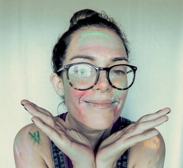 istock ART GIRL COLOR GLASSES LOVE WORK 1220860688